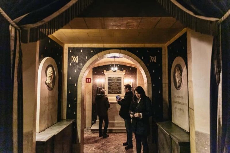 Paris: Conciergerie Ticket with Histopad - What to Expect at the Conciergerie with Histopad