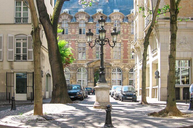 Paris Conversational French Language Class at Famed Café de Flore - Key Points