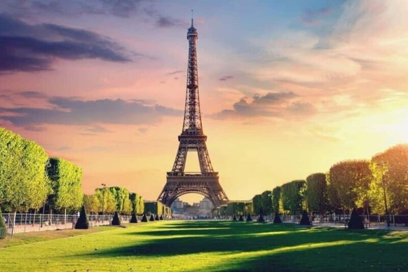 Paris: Côté Seine Tour - Riverside Tour - The Eiffel Tower and Trocadéro