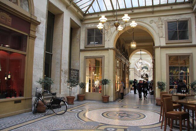 Paris Covered Passages Small-Group Walking Tour with Wine Tasting - Exploring the Charm of Pariss Covered Passages: A Detailed Review of the Small-Group Tour with Wine Tasting