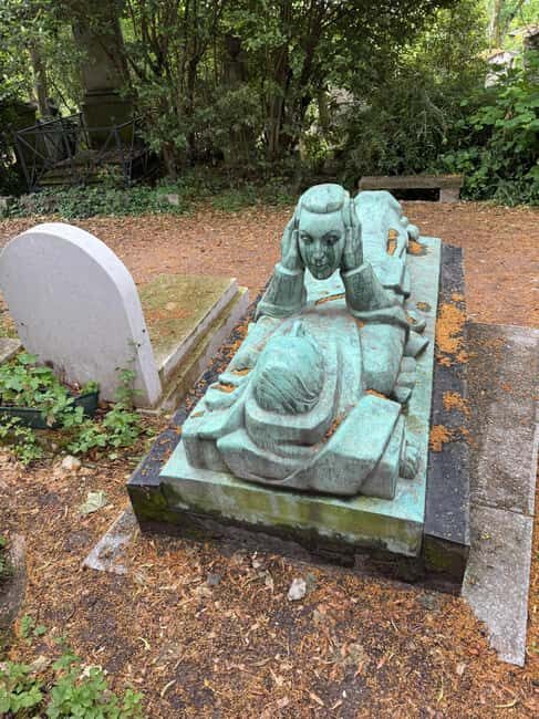 Paris: Customized Père Lachaise Cemetery Walking Tour - The Sum Up
