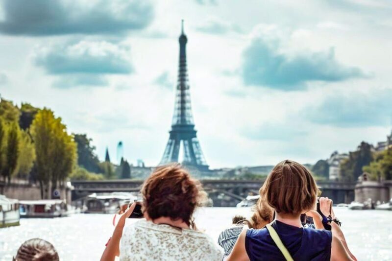 Paris: Day or Sunset Cruise with Drink, Ice Cream or Dessert - Meeting Point and How to Find It