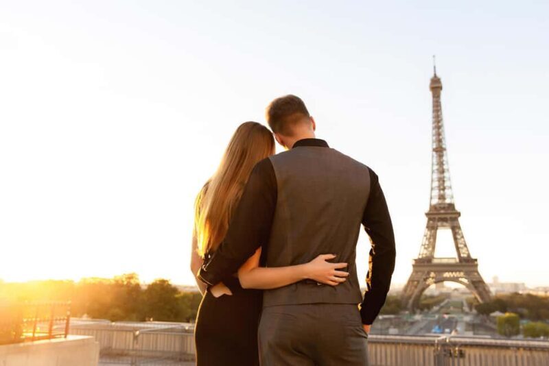 Paris: Eiffel Tower Photo Shoot - How the Tour is Structured