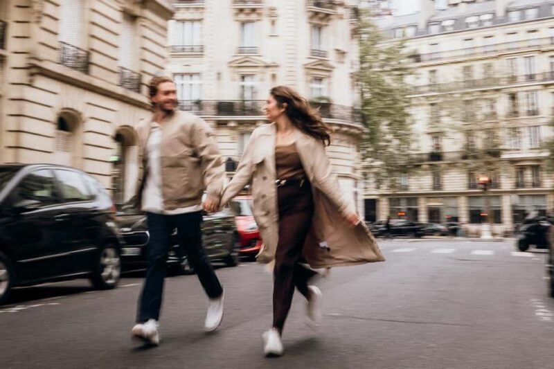 Paris: Eiffel Tower Photoshoot with a Professional - FAQ