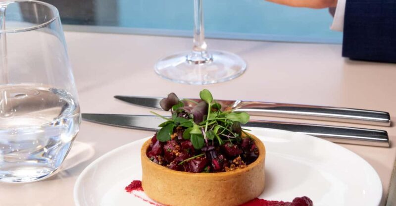 Paris: Eiffel Tower Summit & App to to download and Meal - Key Points