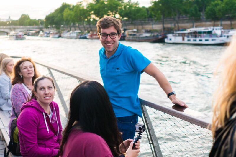 Paris: Evening Bike and Boat Tour - Exploring the Experience: What You Can Expect