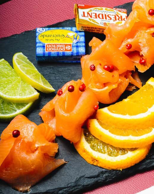 Paris: Evening River Cruise with Champagne & Food tasting - A Closer Look at the Experience