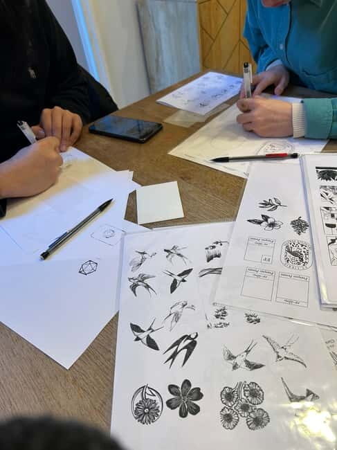 Paris: ex-libris stamp-making and drawing workshop - Who Should Consider This?