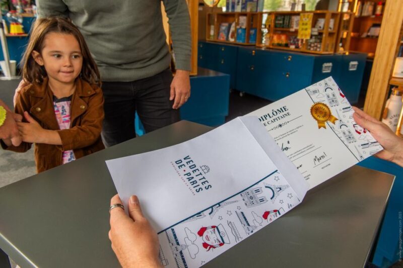 Paris: Family-Friendly River Seine Guided Cruise - The Experience for Kids and Adults