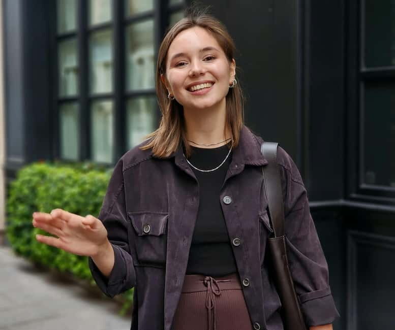 Paris Fashion Week Edition: Haute Couture Walking Tour - Discover the Glamour of Paris Fashion Week: A Deep Dive into the Haute Couture Walking Tour