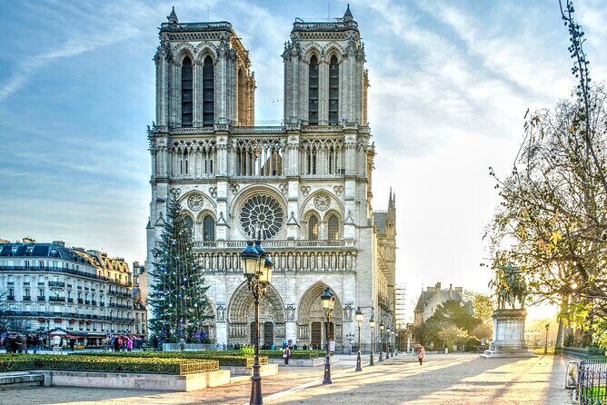 Paris Free Walking Tour (Tip-Based) - Key Points