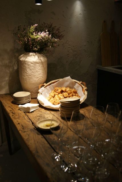 Paris : French wine tasting in Montmartre - The Setting: Montmartre’s Charming Cellar