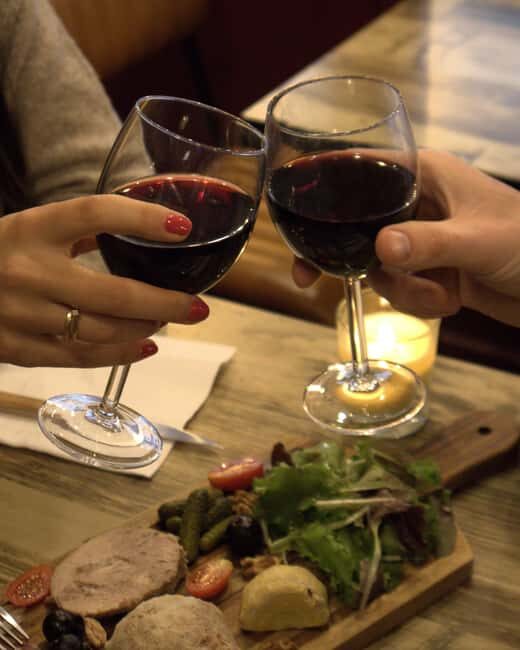 Paris: French wine tasting - An In-Depth Look at the French Wine Tasting Tour