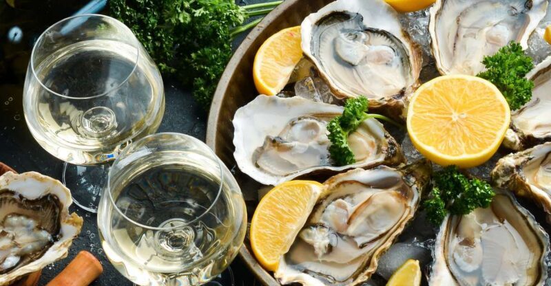 Paris: Gastronomic Private Walking Tour with Food Tastings - Exploring the Heart of Le Marais on Foot