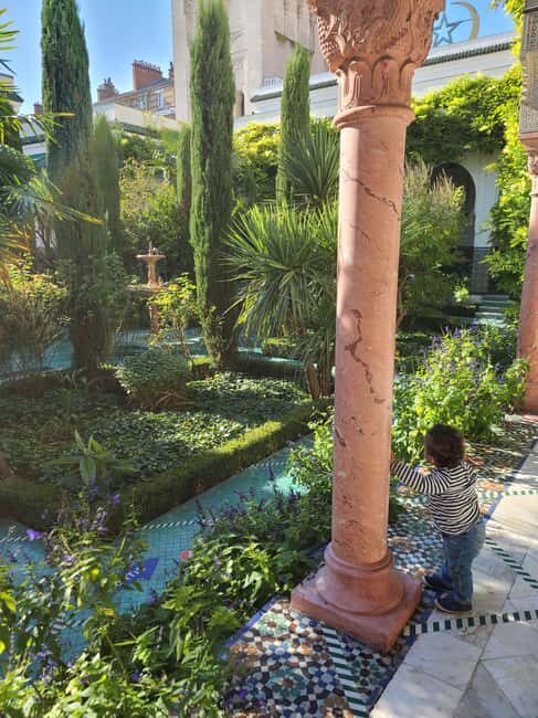 Paris: Guided Tour of the Grand Mosque & Secret Gardens - Key Points