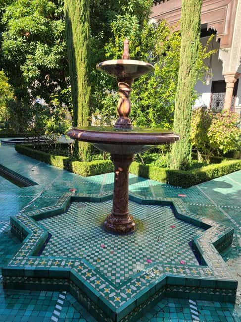 Paris: Guided Tour of the Grand Mosque & Secret Gardens - The Architectural & Historical Significance