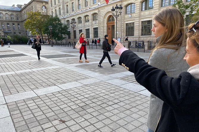 Paris Half Day Semi Private Tour with Private Options - Introduction to the Tour