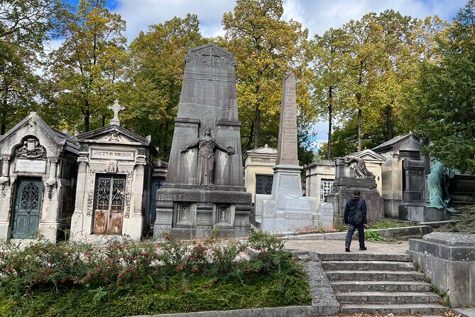 Paris: Haunted Père Lachaise Cemetery Guided Tour - FAQs