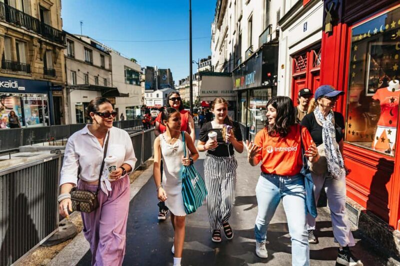 Paris: Hidden Gems of Montmartre with Local Guide - Guides and Group Experience