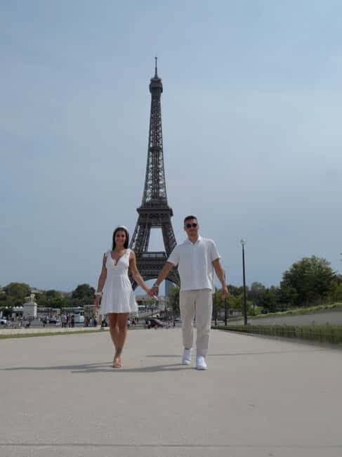 Paris: Hidden Gems Walking Tour with Local Tips - The Value of Insider Tips