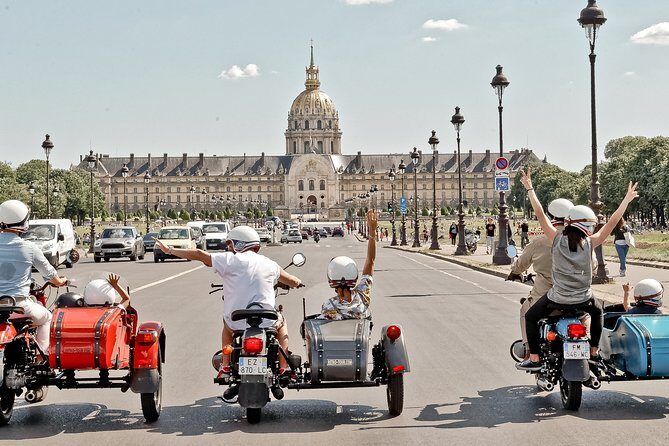 Paris Highlights city tour on a vintage Sidecar Motorcycle - A Closer Look at the Experience