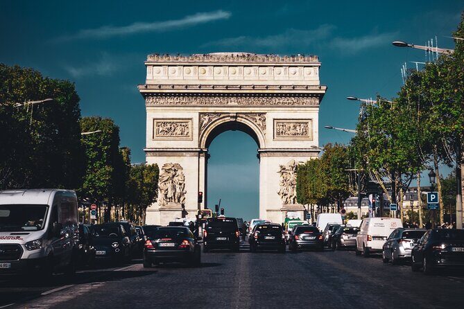 Paris in a Day: Customizable Private Tour with Van Option - FAQ