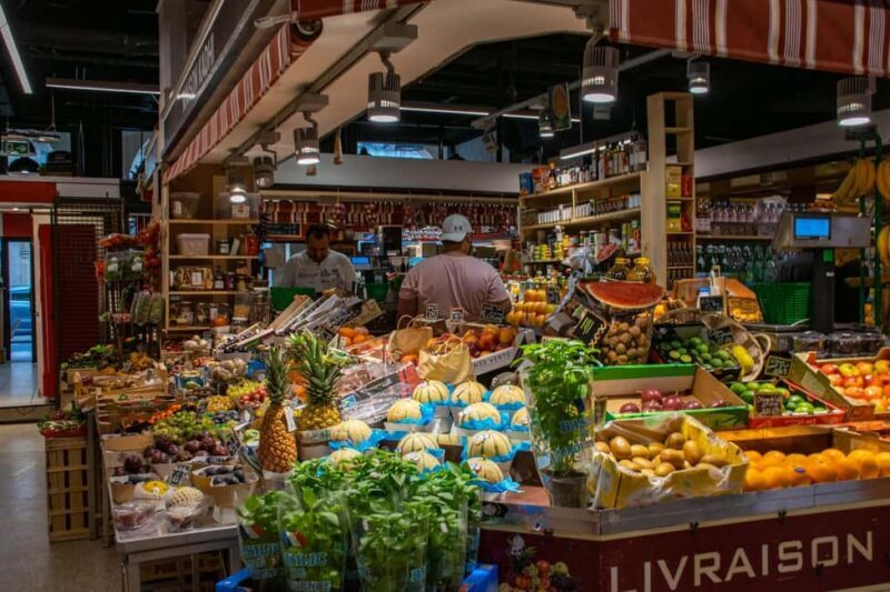 Paris: Introduction to your Neighborhood Tour - Who Would Benefit Most