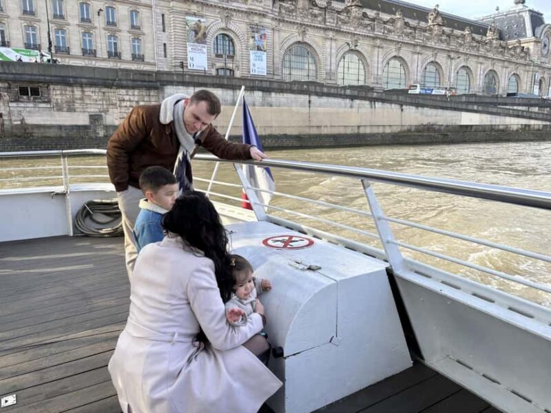 Paris: Investigation Cruise, a fun treasure hunt (in French) - Practical Tips for Your Trip