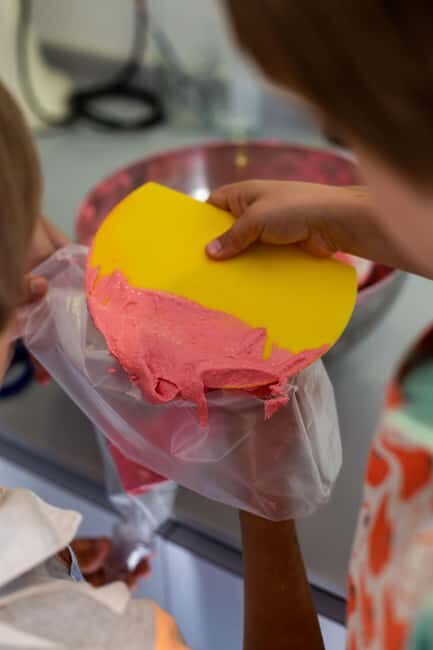 Paris: Kids in the Kitchen - Macaron - What the Reviews Say