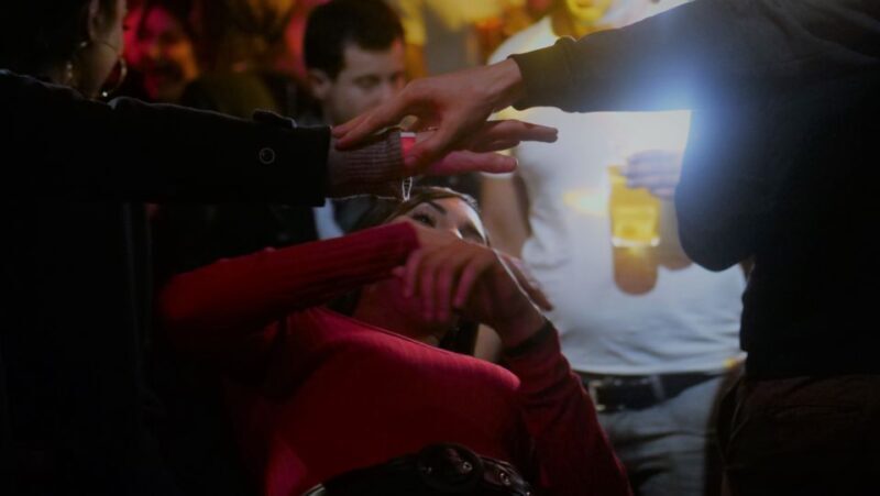 Paris: Latin Quarter Guided Pub Crawl to Bars and Clubs - Key Points