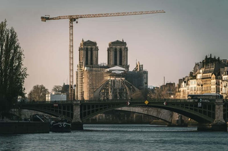 Paris Latin quarter: Private walking tour with a local guide - Why Choose a Private Guided Tour in the Latin Quarter?