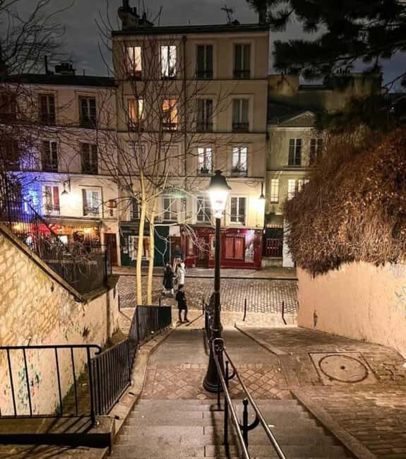 Paris: Le Marais District Guided Walking Tour with Coffee - Starting Point and Overall Structure