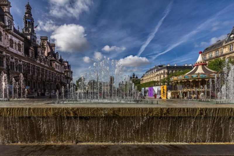 Paris: Le Marais Highlights Guided Small Group Walking Tour - End at Place de lHôtel de Ville