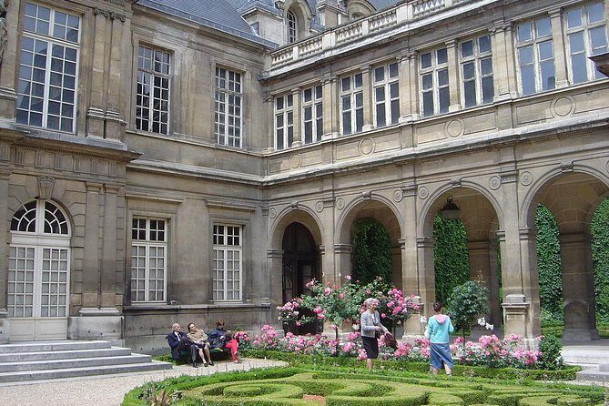 Paris Le Marais Historical Walking Tour with Wine and Cheese Tasting - A Detailed Look at the Tour