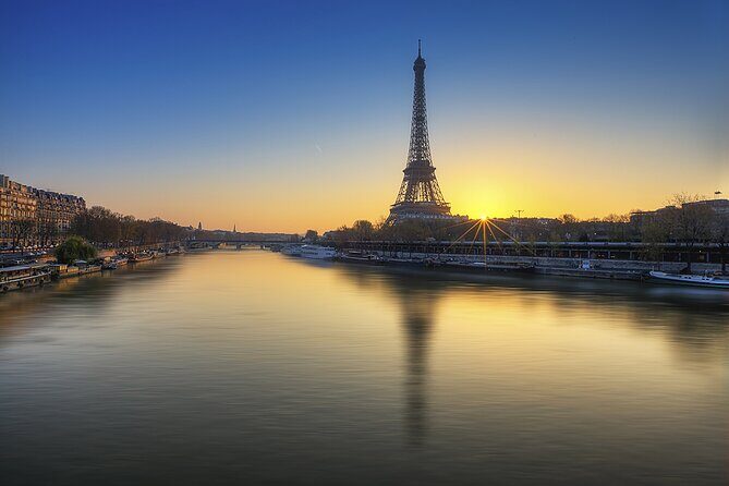 Paris Lights Evening Bus Tour with Eiffel Tower Summit Option - Who Is This Tour Best For?