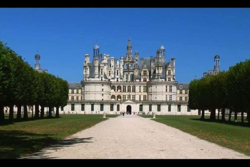 Paris: Loire Castles Excursion: Chambord and Blois - Key Points