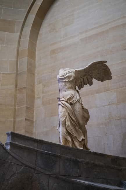 Paris: Louvre Masterpieces Tour with Pre-Reserved Tickets - Practical Considerations