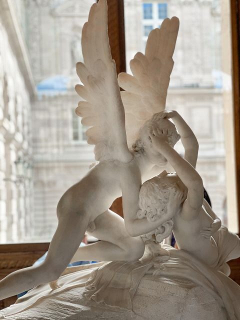 Paris: Louvre Mona Lisa Discovery Guided Tour with Ticket - Authentic Insights from Reviewers