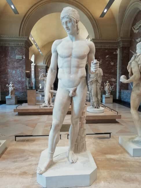 Paris: Louvre night tour with private guide - Key Points