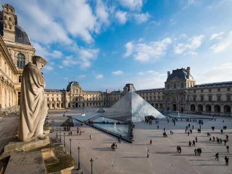 Paris Louvre: tour of art treasures + Mona Lisa pass - A Closer Look at the Experience