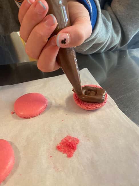 Paris: Macaron Baking Class for Families and Kids - The Downside: Punctuality and Location Changes