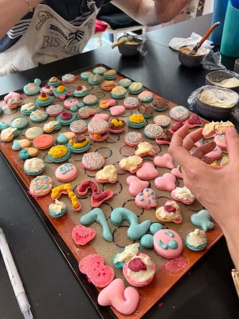 Paris: Montmartre Macaron Baking Workshop - Key Points
