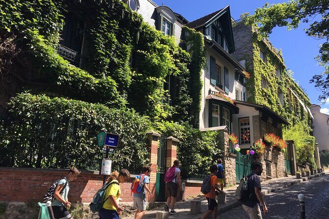 Paris: Montmartre Semi-Private Guided Walking Tour - Who Will Enjoy This Tour?