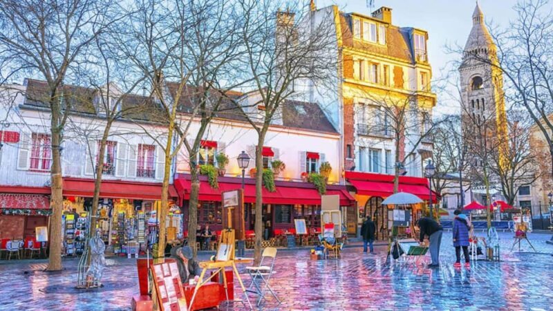 Paris: Montmartre Tour, Dinner & Cabaret Show SEMI PRIVATE - Who Would Love This Tour?