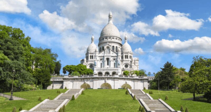 Paris: Montmartre Tour, Dinner & Cabaret Show SEMI PRIVATE - Frequently Asked Questions