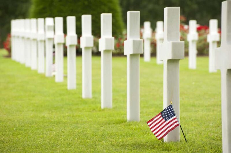 Paris: Normandy D-Day Sites Guided Day Trip with Lunch - The American Cemetery: Paying Tribute