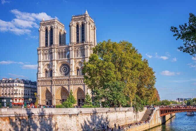 Paris Notre Dame Cathedral & lle de la Cite Walking Tour - A Closer Look at the Tour Experience