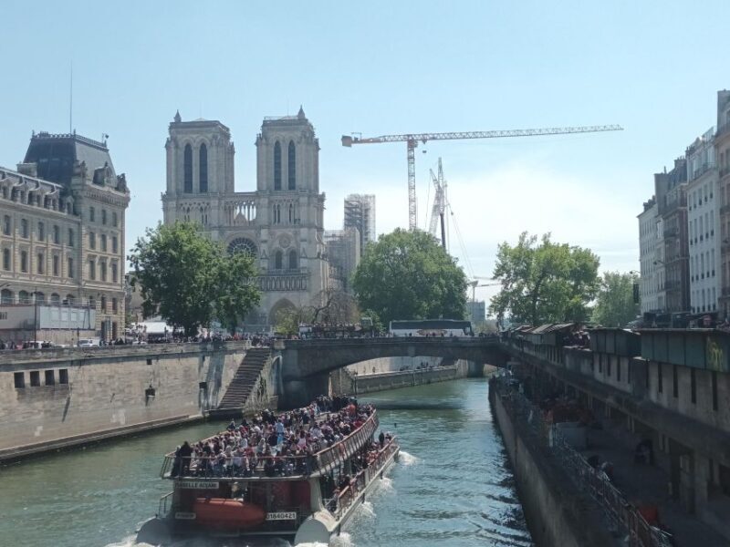 Paris: Notre Dame Exterior Walking Tour with Sainte Chapelle - What’s Included and What to Expect