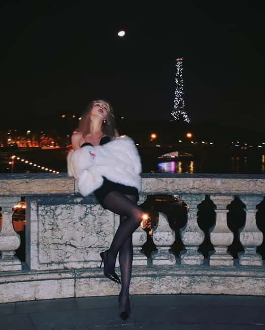 Paris: Old Money Photo Shoot with Outfits and Accessories - Authentic Insights from Reviewers