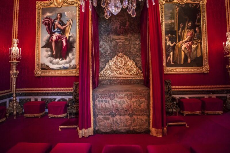 Paris: Palace of Versailles Private Tour with Transportation - Why Choose This Tour?